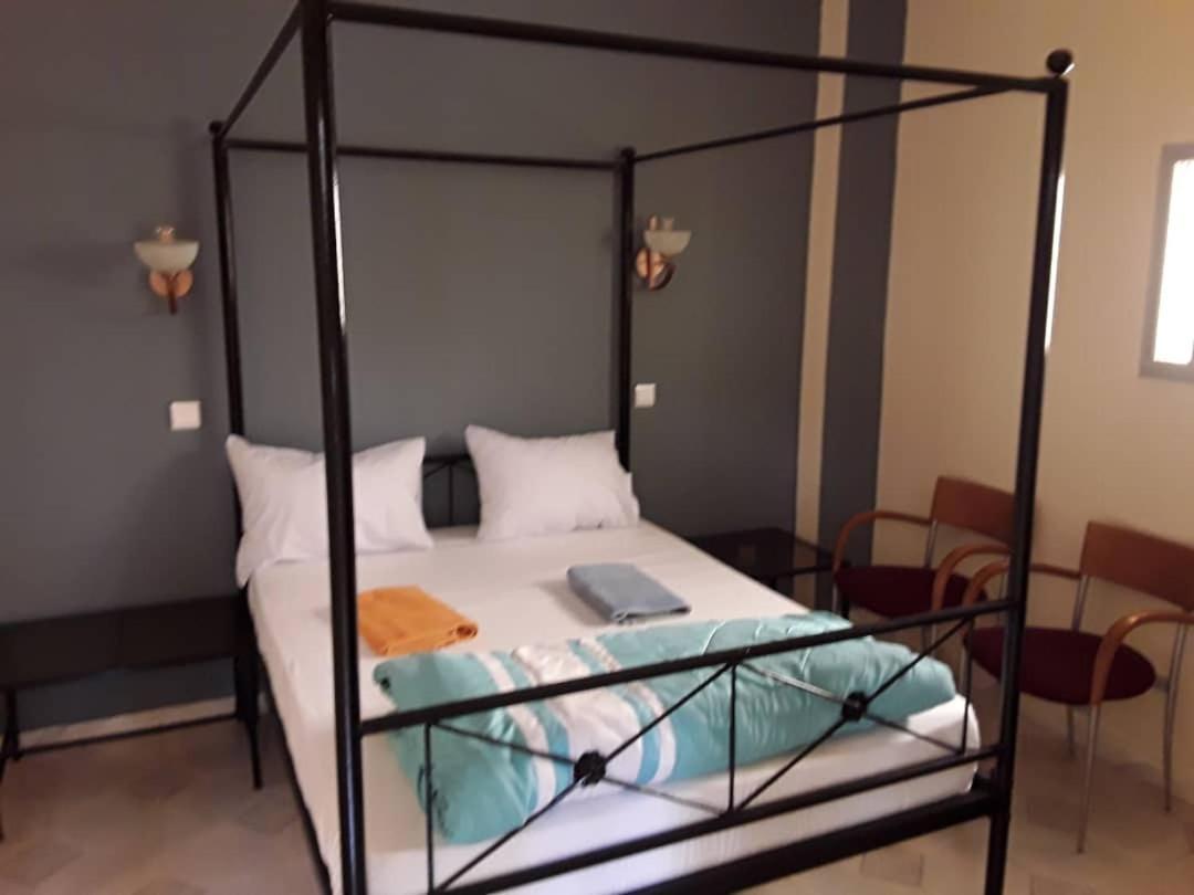 Hotel Etoile Du Sud サンルイ エクステリア 写真